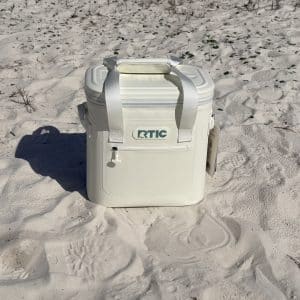 RTIC 32 QT vs RTIC 20 Can Soft Cooler comparison beach rentals Florida.